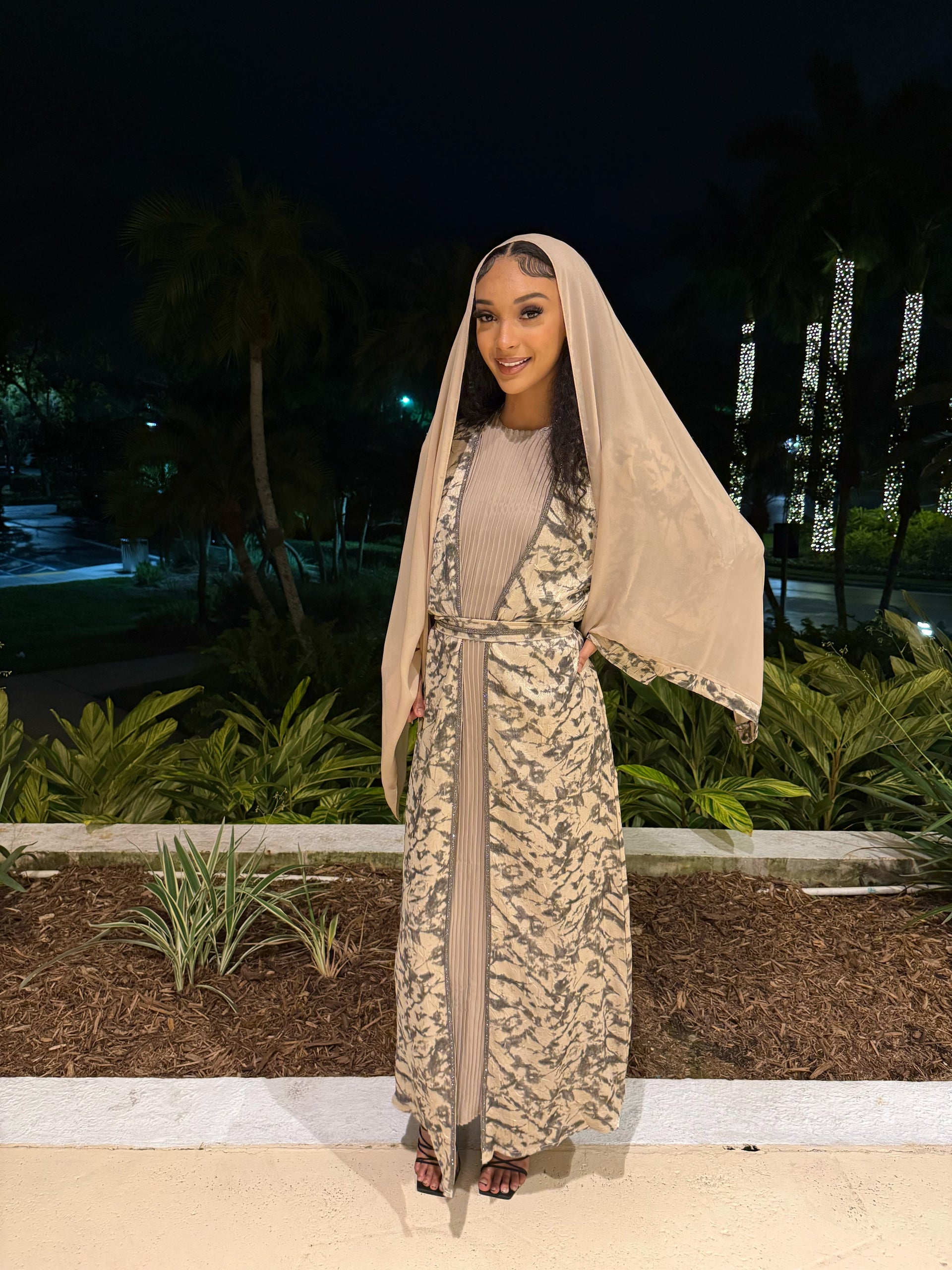 Safia Abaya Set in Cream