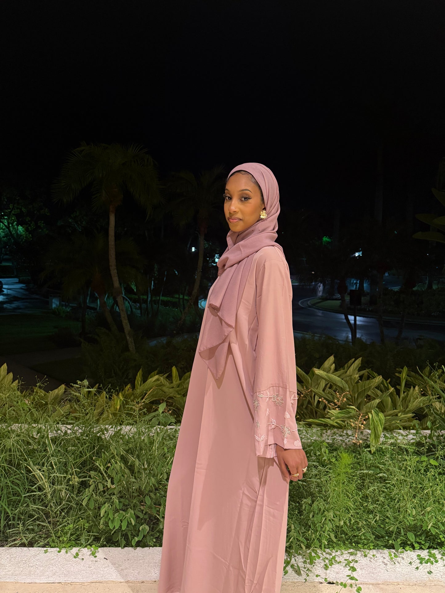 Pink Flower Rhinestone Abaya
