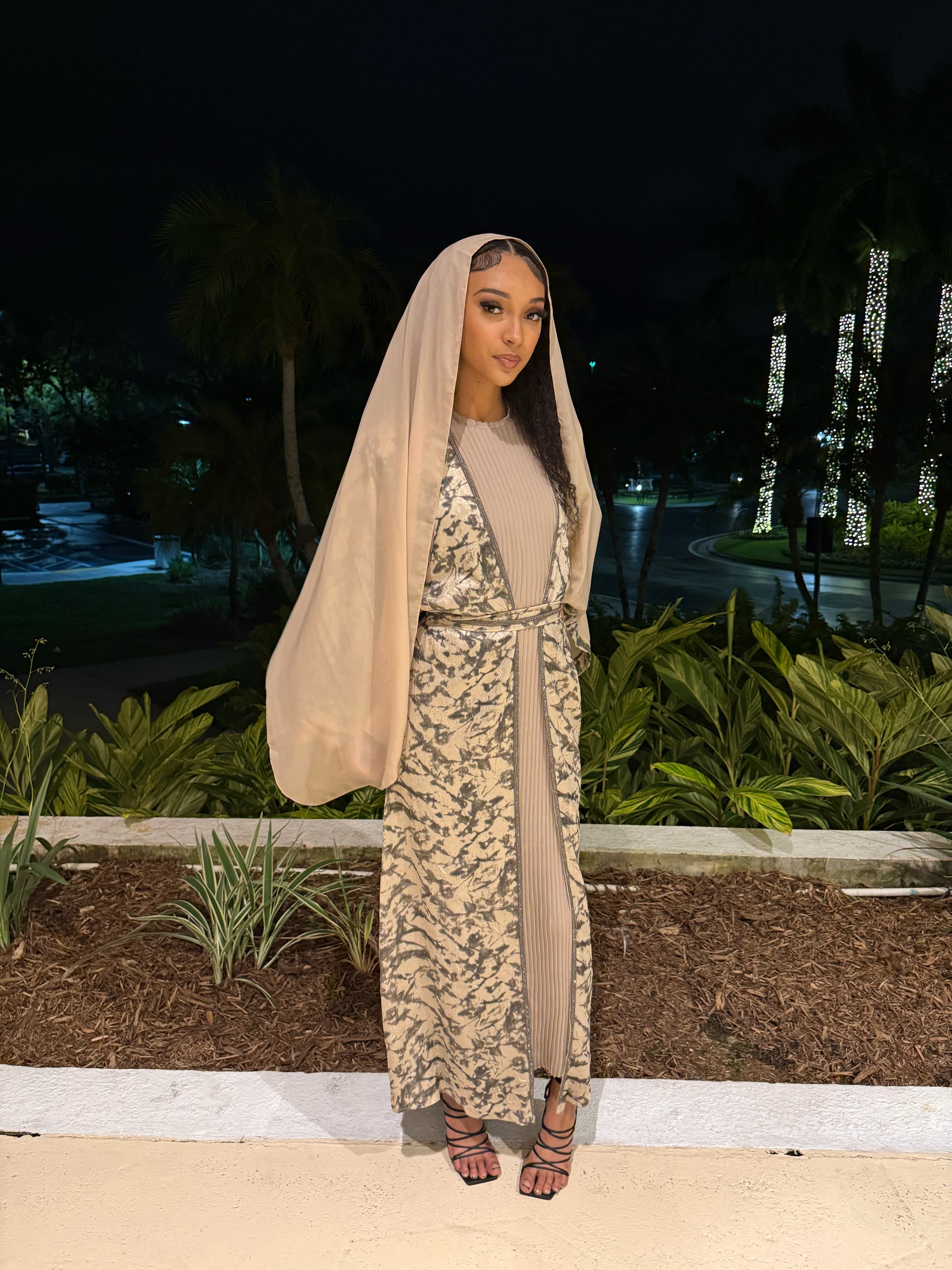 Safia Abaya Set in Cream