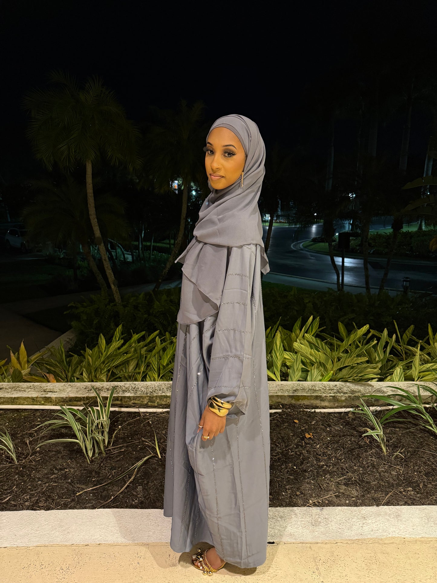 Gray Diamonds Abaya Set