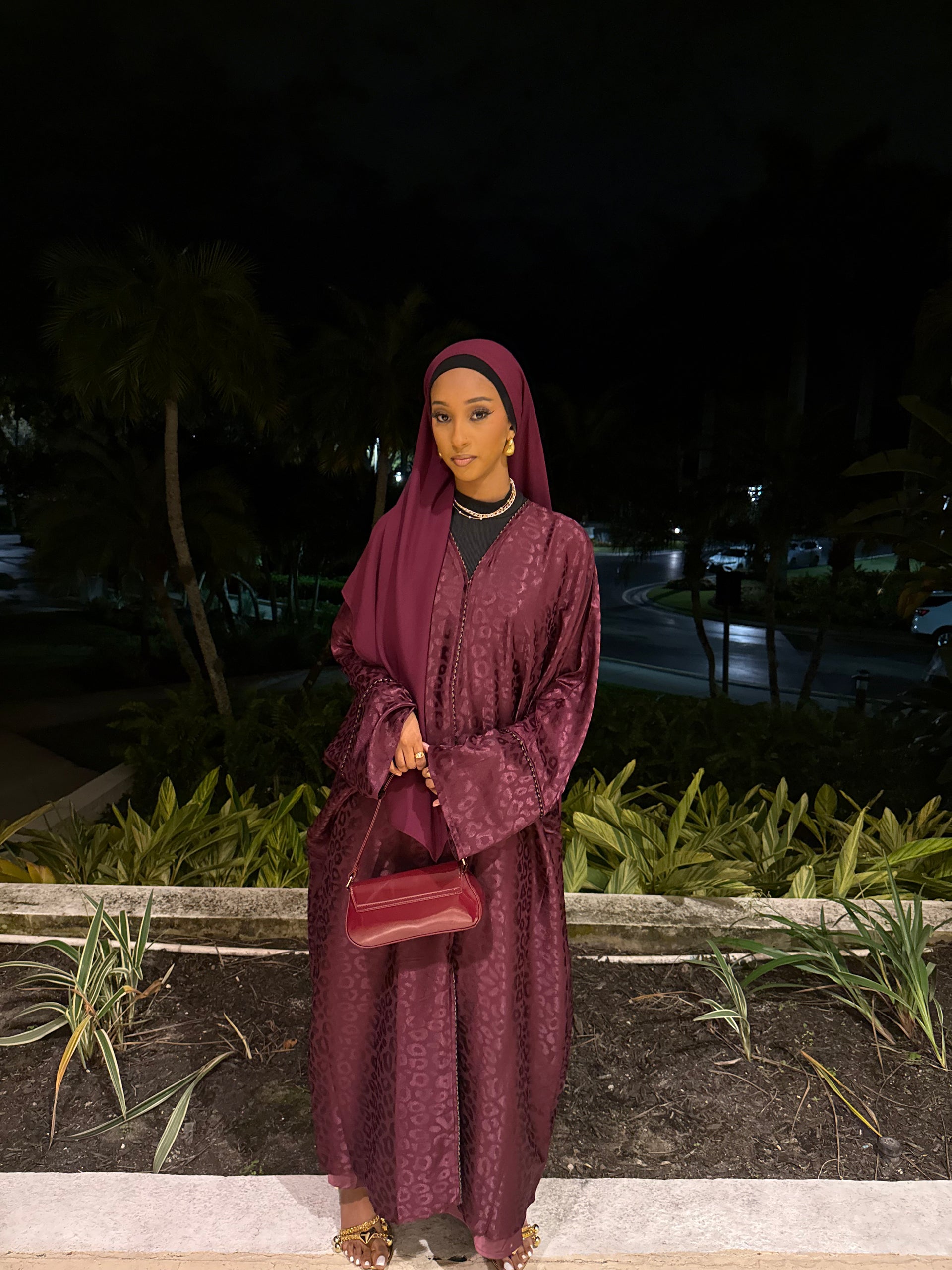 Burgundy Kisses